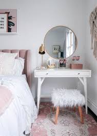 Romantic small bedroom image source: Fashionable Small Bedroom Organization Pinterest That Will Impress You Small Bedroom Vanity Bedroom Decor Room Decor
