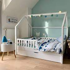 mon lit cabane on instagram et voici une nouvelle chambre avec notre lit cabane l en blanc avec tiroir retrouve lit cabane idee chambre enfant chambre bebe