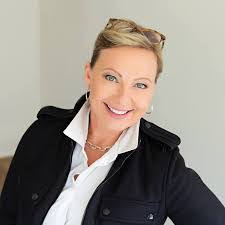 Marsha Ness's Instagram, Twitter & Facebook