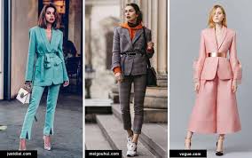 Contoh model baju wanita modern terbaru ini merupakan busana yang wanita dengan desain modern serta model terbaru.banyak para perempuan modern memilih untuk menggunakan busana ini dikarenakan dianggap menambah performa, apalagi ketika menghadiri acara pesta. 45 Trend Fashion Wanita 2020 Agar Kamu Tampil Makin Gaya Dan Trendi