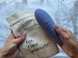 Womanizer Review from a sex counselor