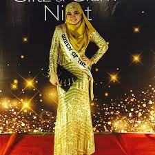 Download tema emas hitam berlian untuk android di aptoide sekarang! 30 Ide Glamour Baju Dinner Tema Glitter Lamaz Morradean