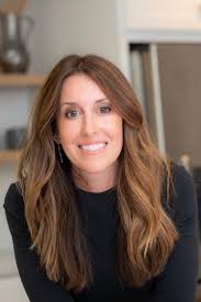 Jenifer Walls's Instagram, Twitter & Facebook