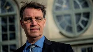 JK om adoptionerna: Ursäkt från regeringen ingen dum idé