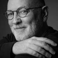 Liz Haddon's Instagram, Twitter & Facebook