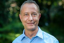 Catch up with your classmates with "Class Notes" from the fall 2017 edition  of State & Hill