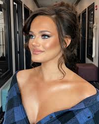 Taylor Burris MUA + Hair Stylist (@taylornicoleburrismua) • Instagram  photos and videos