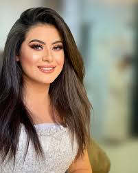 🧡🤍capelli center🤍🧡 ——>——>——>——>——>—— beautiful bride 💖 bosy MUA  @nadycapelli Hair @samercapelli _ .#lauramerciermakeuptutorial  #makeupcosmetics #makeuptutorial #makeup #makeupforever #instabeauty  #follow #like #followers #instagram #instamakeup ...