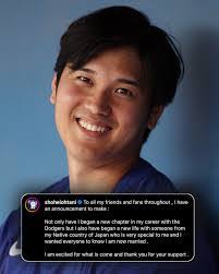 Andrew Moats's Instagram, Twitter & Facebook