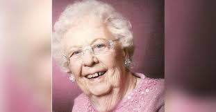 R. Maxine Lowe Obituary