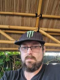 hello all flatearthers. It's nice finding people that think the same as me  ☺️ hope finding good people here, not that troll us.