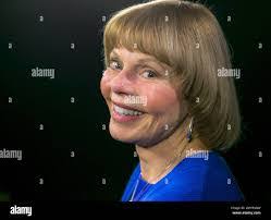 Toni Tennille's Instagram, Twitter & Facebook