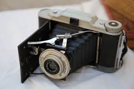 120 Coronet Rapide Camera From 1945 In 2020 120 Film Camera Film Camera Camera