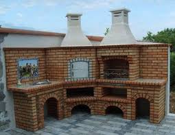 Pierres Et Decor Barbecues En 2020 Barbecue En Pierre Barbecue A Bois Barbecue En Brique