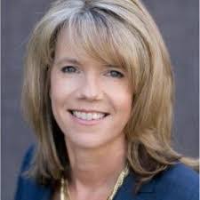 Tracey Newell's Instagram, Twitter & Facebook