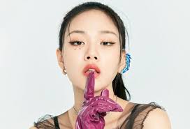 Kucup peminat, Bibi tolong hentikan!