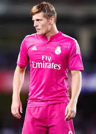 The official dfb fanshop is the place to go for the new 2021 adidas dfb away kit. Toni Kroos In Pink Jersey Toni Kroos Real Madrid Football Sports Celebrities