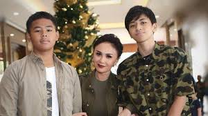 Melalui video di channel youtube deddy corbuzier, yuni menjelaskan bahwa selama ini saat ia. The Will Of Krisdayanti S Brother Yuni Shara Before His Death Mining Business To Pot For His Child Netral News