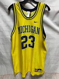 There is no mistaking the impact your favorite players have made on the michigan wolverines basketball program. Nike Michigan Wolverines Fab 5 23 Ncaa Basketball Jersey Boardwalk Vintage