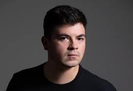 Adiel Mora Music & Downloads