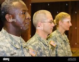 Left right lt col james hi-res stock photography and images