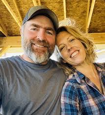 Mandy Albert's Instagram, Twitter & Facebook