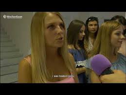 En allemagne, beaucoup d'indécis à une mois du scrutin. 23 08 2017 Biotexcom Egg Donors Interview In The Clinic Biotexcom Center For Human Reproduction