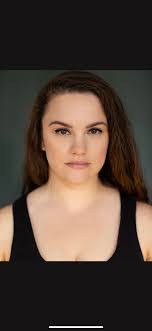 Lisa Minichiello's Instagram, Twitter & Facebook