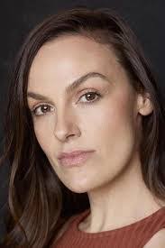 Cassandra Magrath's Instagram, Twitter & Facebook