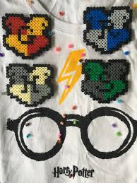 Lot De 4 Dessous De Verre En Perle A Repasser Hama Harry Potter Blason Des Maisons Crochet De Harry Potter Perles A Repasser Hama Beads Disney