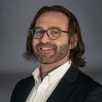 Mike Mowat's Instagram, Twitter & Facebook