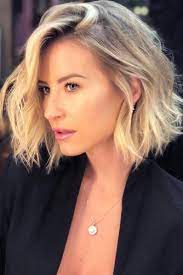30 Handy Styling Ways For Short Wavy Hair To Make Everyone Envy Wavy Bob Hairstyles Short Wavy Hair Short Bob Hairstyles