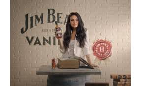 Jim beam apple is made by blending an apple liqueur with jim beam bourbon. Jim Beam Launches Jim Beam Vanilla 2017 08 08 Beverage Industry