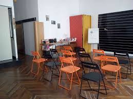 Comparez les prix de location des salles à marseille et économisez de l'argent en louant plutôt qu'en achetant. Location D Espaces A Marseille 1er Le Soleil Interieur