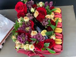 Maybe you would like to learn more about one of these? Gift Box With Fresh Flowers Macaroons And Champagne By Luxury Flowers Miami