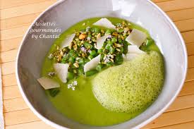 Creme De Courgette Au Combava Pistaches Et Mousse De Coriandre Combava Recette Avec Courgette Recettes De Cuisine