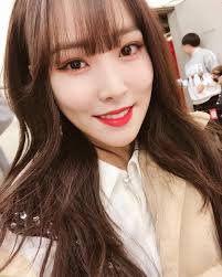 Pin By Cherry Es On Choi Yuna Yuju Gfriend Yuju Kpop Girl Groups G Friend