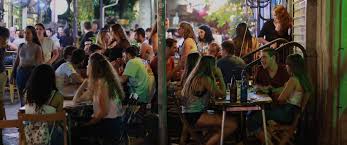Ανατροπή στη λειτουργία των υπαίθριων κέντρων διασκέδασης έφερε η κοινή υπουργική απόφαση που εκδόθηκε την παρασκευή για. Anatroph Sthn Kya Gia Estiash Mono Emboliasmenoi Kai Noshsantes Sta Ypai8ria Kentra Diaskedashs Hania News