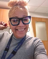 Just keep walking. Nothing to see here. Just. Keep. Walking. 😳😳😂