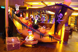 Typical decorations might include paper anchors and life preservers, portholes, fish netting, sea shells, tropical scenes and sea life. Top 5 Reasons To Love A Halloween Cruise