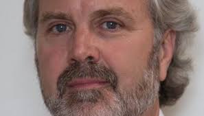 Tesla-gründer Eberhard kommer til Technoport