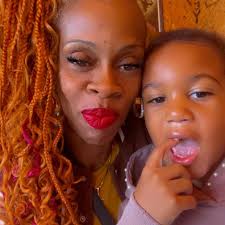 Me with my fam growing up 😩❤️ #throwback🔙 #memories