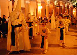 Die daten der weltweit bekannten semana santa (heilige woche/karwoche) in spanien sind jedes jahr unterschiedlich, aber rechnen sie mit dem frühen frühling um die musik. Spanien Reisemagazin Semana Santa In Spanien