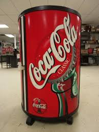 Hidden opening push down on the top to release the concealed handle mechanism and reveal the ice cold beverages inside. Coca Cola Rolling Cooler Cabinets New Memorex Electronics Rolling Coolers K Bid