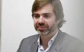João almeida afirma agora, no vídeo divulgado no facebook, que o resultado do cds das legislativas de outubro, em que teve 4,4% e viu reduzir de 18 para cinco o número de deputados. Mais Um Estado De Emergencia E Renovar Mais Do Mesmo Acusa Cds Pp O Jornal Economico