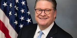 Harckham Holds Food Drive in Peekskill |