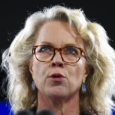 Laura Tingle a step closer to ABC board with staff union's surprise  endorsement