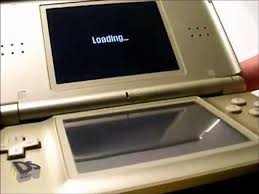 En 2006, nintendo comercializa el nintendo ds lite, un modelo revisado más pequeño y ligero de la consola. Configurar El R4 Para Nintendo Ds Y Como Descargar Juegos Ds Video Dailymotion