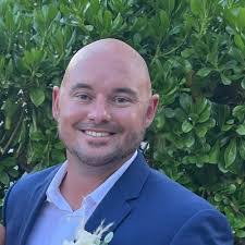 Aaron Gainer's Instagram, Twitter & Facebook