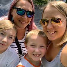 Who can trim 6 goats' hooves in Bedford NH?